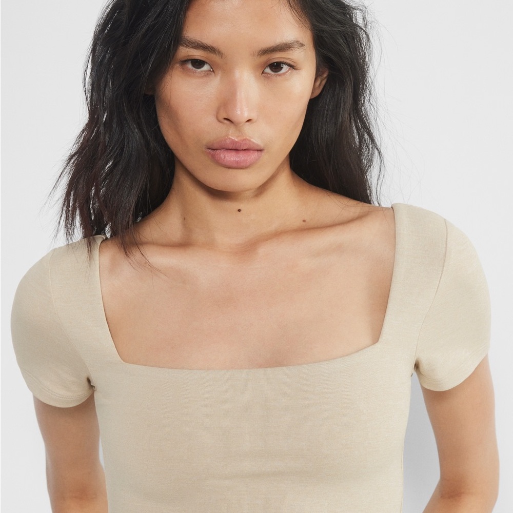 Aritzia Contour Short Sleeve Square Neck Top - Matte Pearl